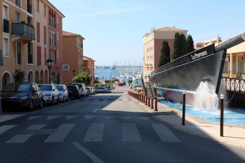 Appartement Les Terrasses Du Port Port-de-Bouc Exterior foto